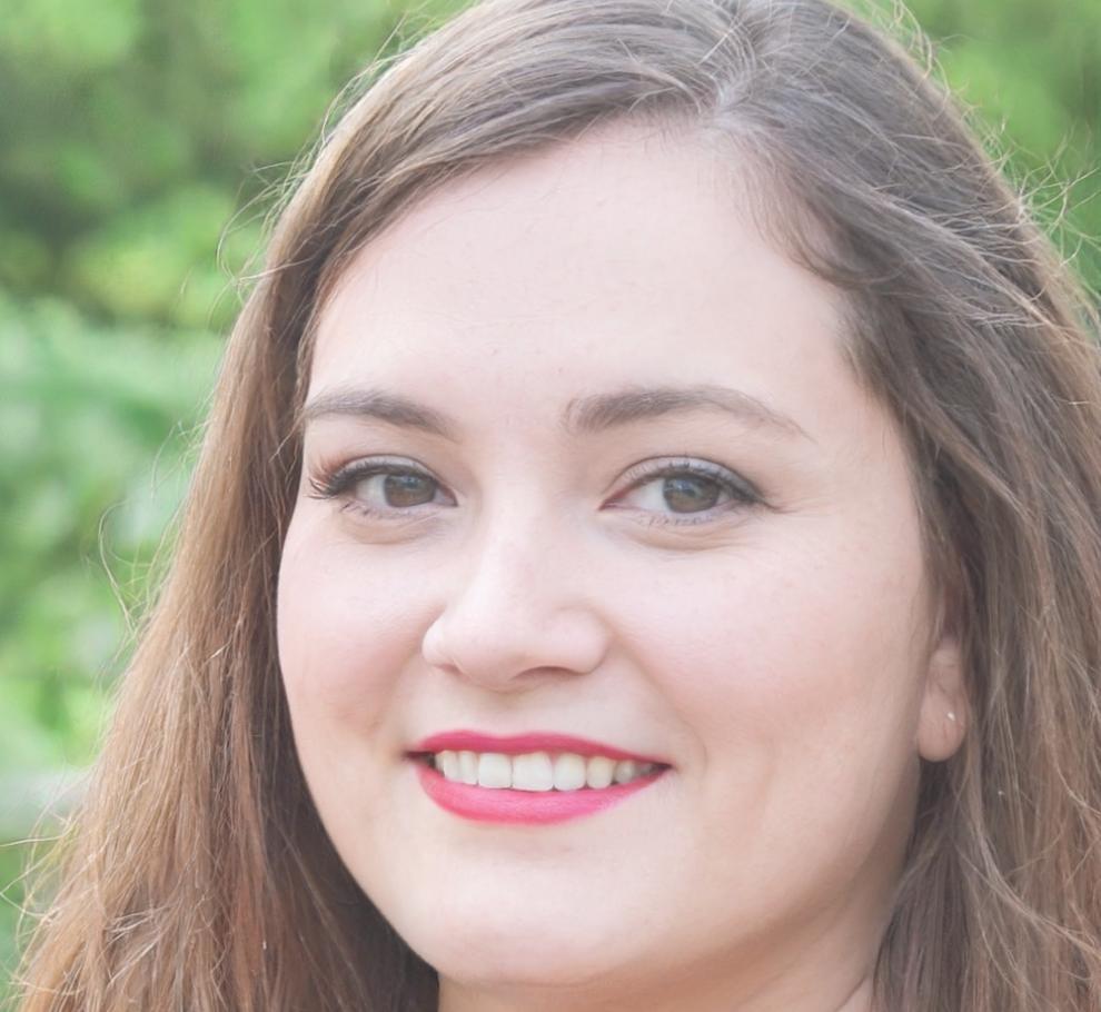 Portrait d'Amélie Renault, experte en gestion de trésorerie